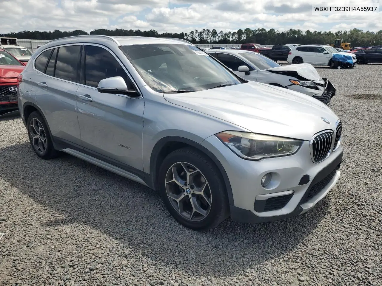 2017 BMW X1 VIN WBXHT3Z39H4A55937 — фото 4