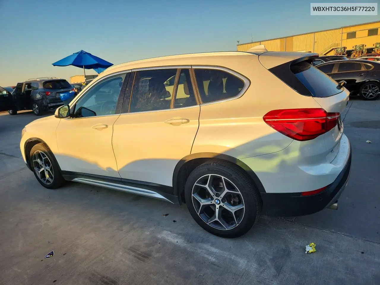 2017 BMW X1 VIN WBXHT3C36H5F77220 — фото 2