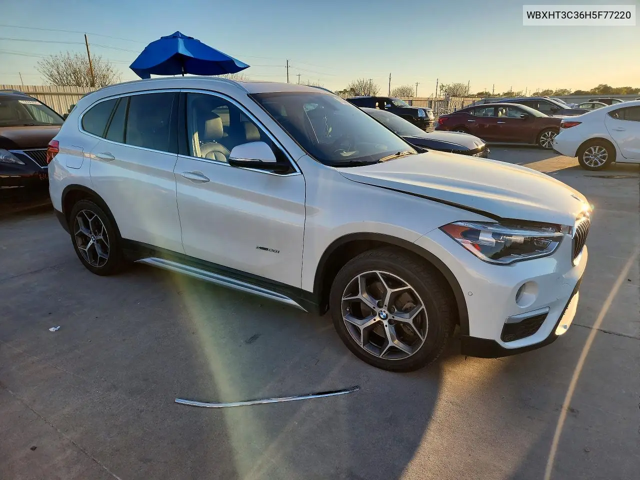 2017 BMW X1 VIN WBXHT3C36H5F77220 — фото 4
