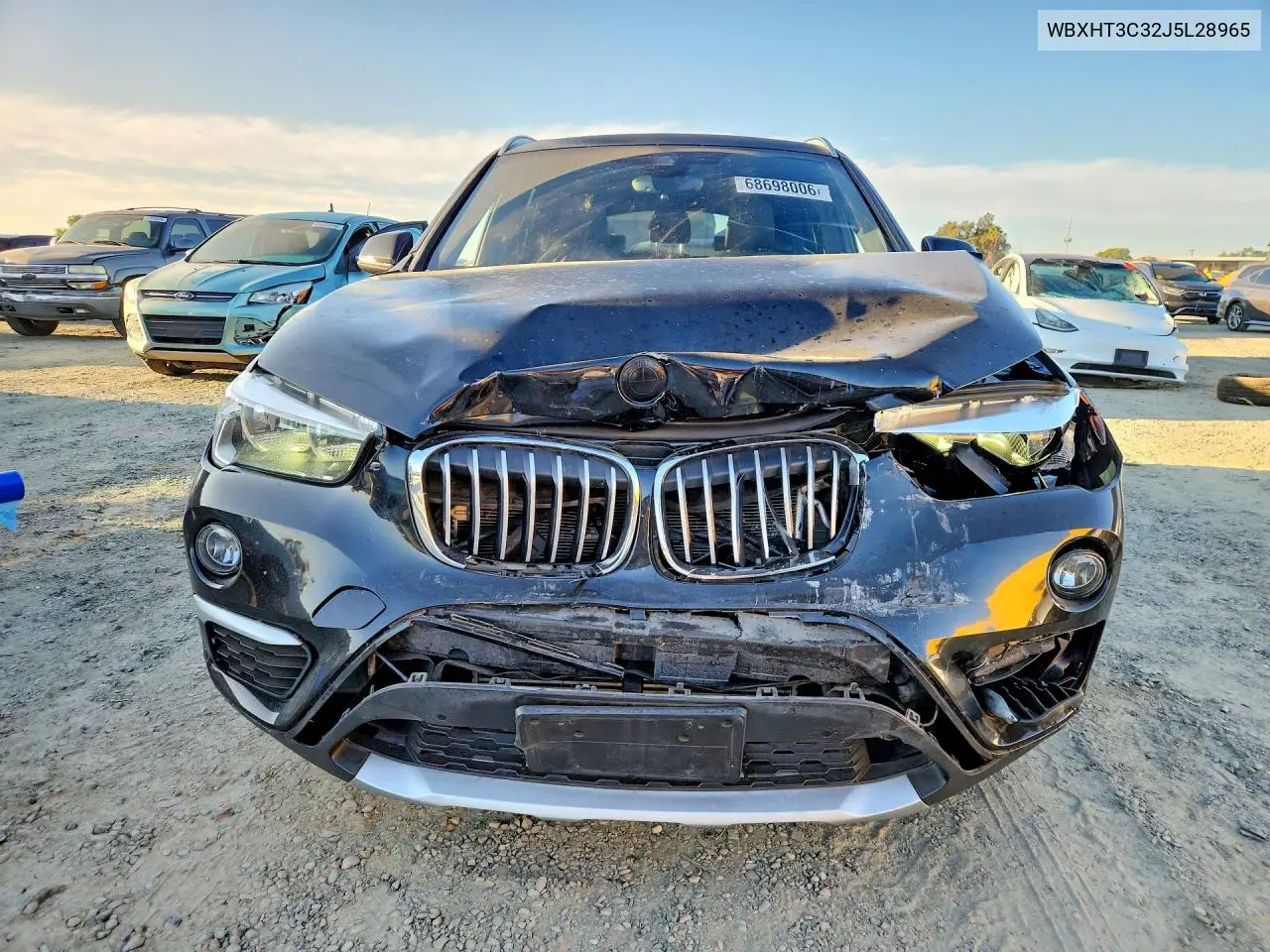 2018 BMW X1 VIN WBXHT3C32J5L28965 — фото 5