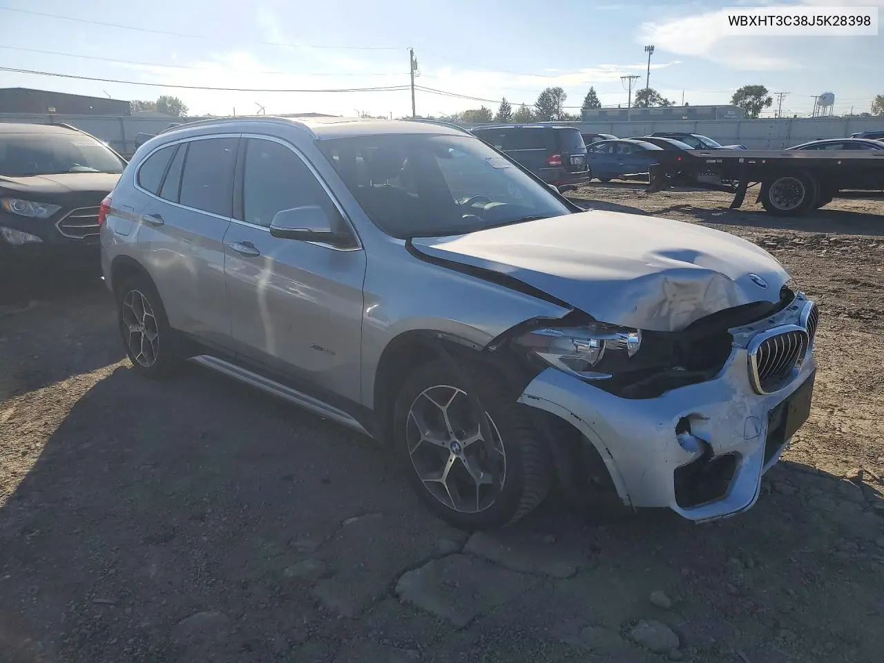 2018 BMW X1 VIN WBXHT3C38J5K28398 — фото 4
