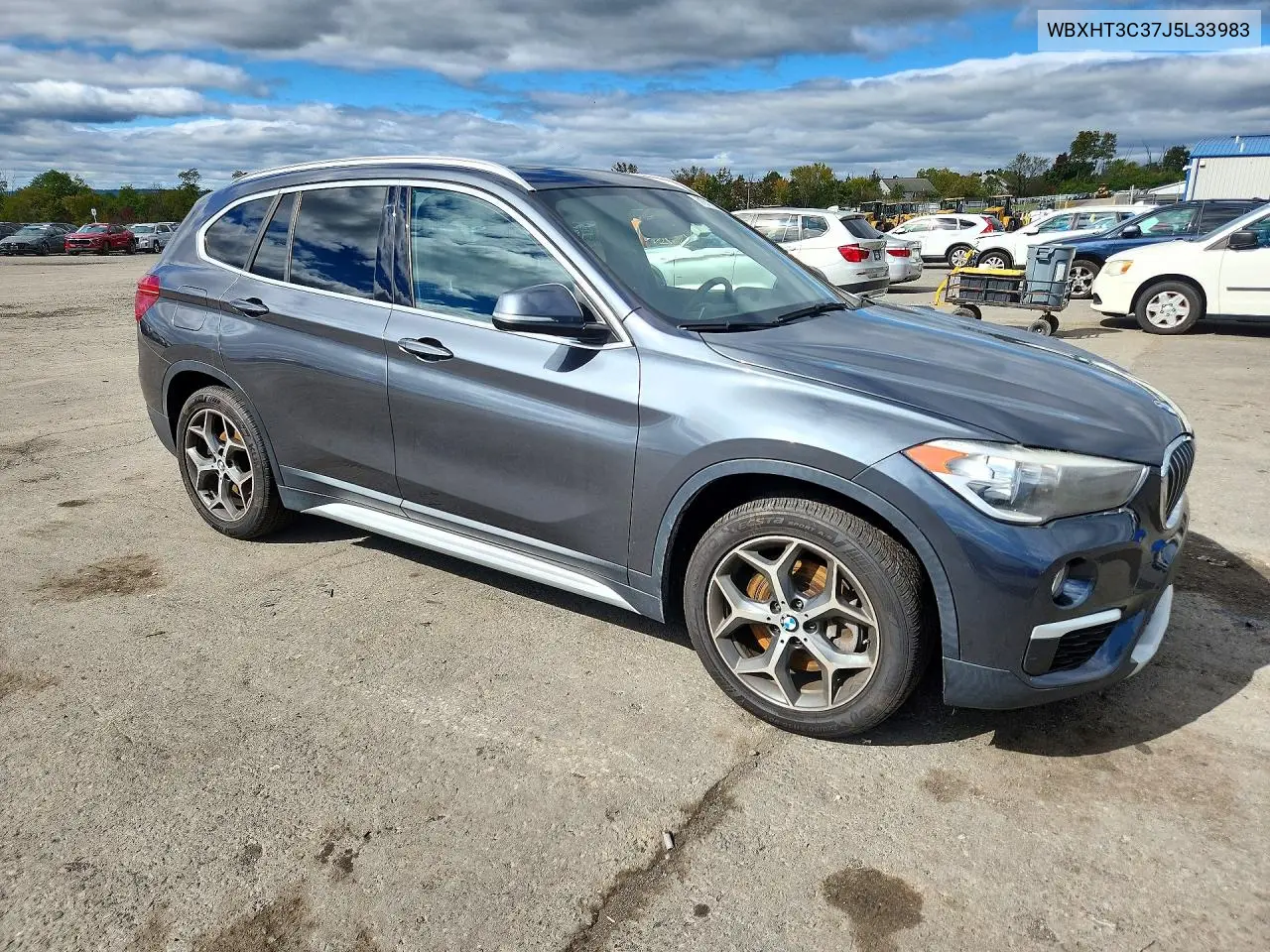 2018 BMW X1 VIN WBXHT3C37J5L33983 — фото 4