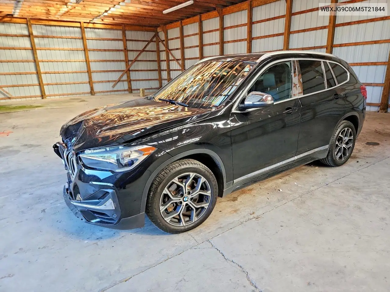 BMW X1 2021, VIN WBXJG9C06M5T21844