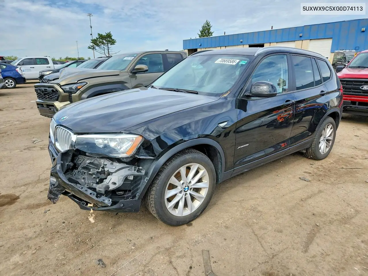 BMW X3 2016, VIN 5UXWX9C5XG0D74113
