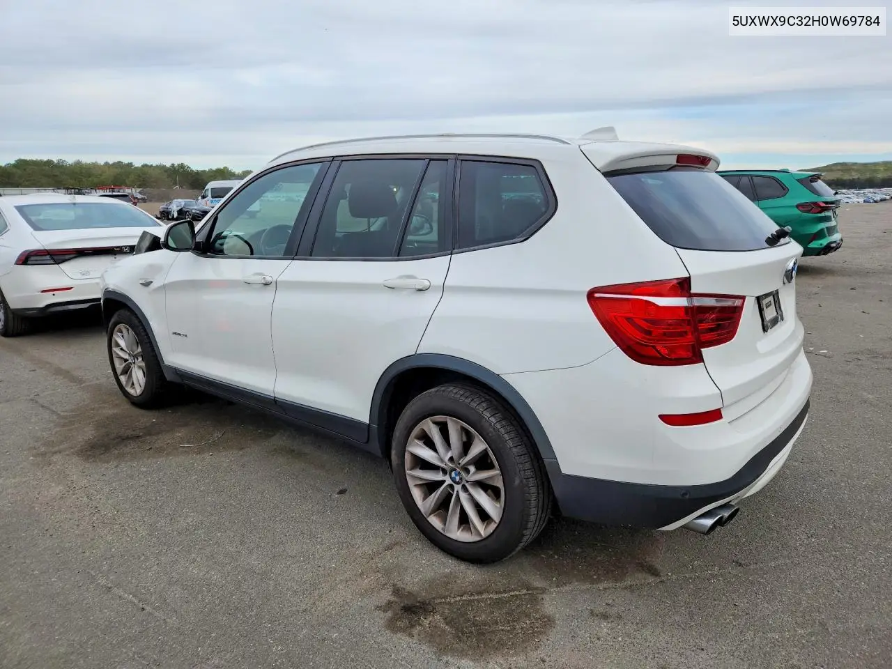 2017 BMW X3 VIN 5UXWX9C32H0W69784 — фото 2