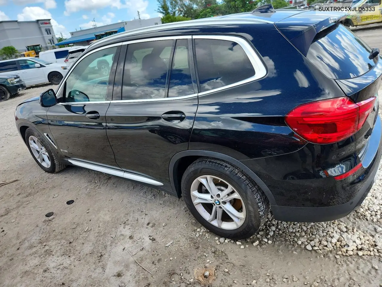 2018 BMW X3 VIN 5UXTR9C5XJLD63339 — фото 2