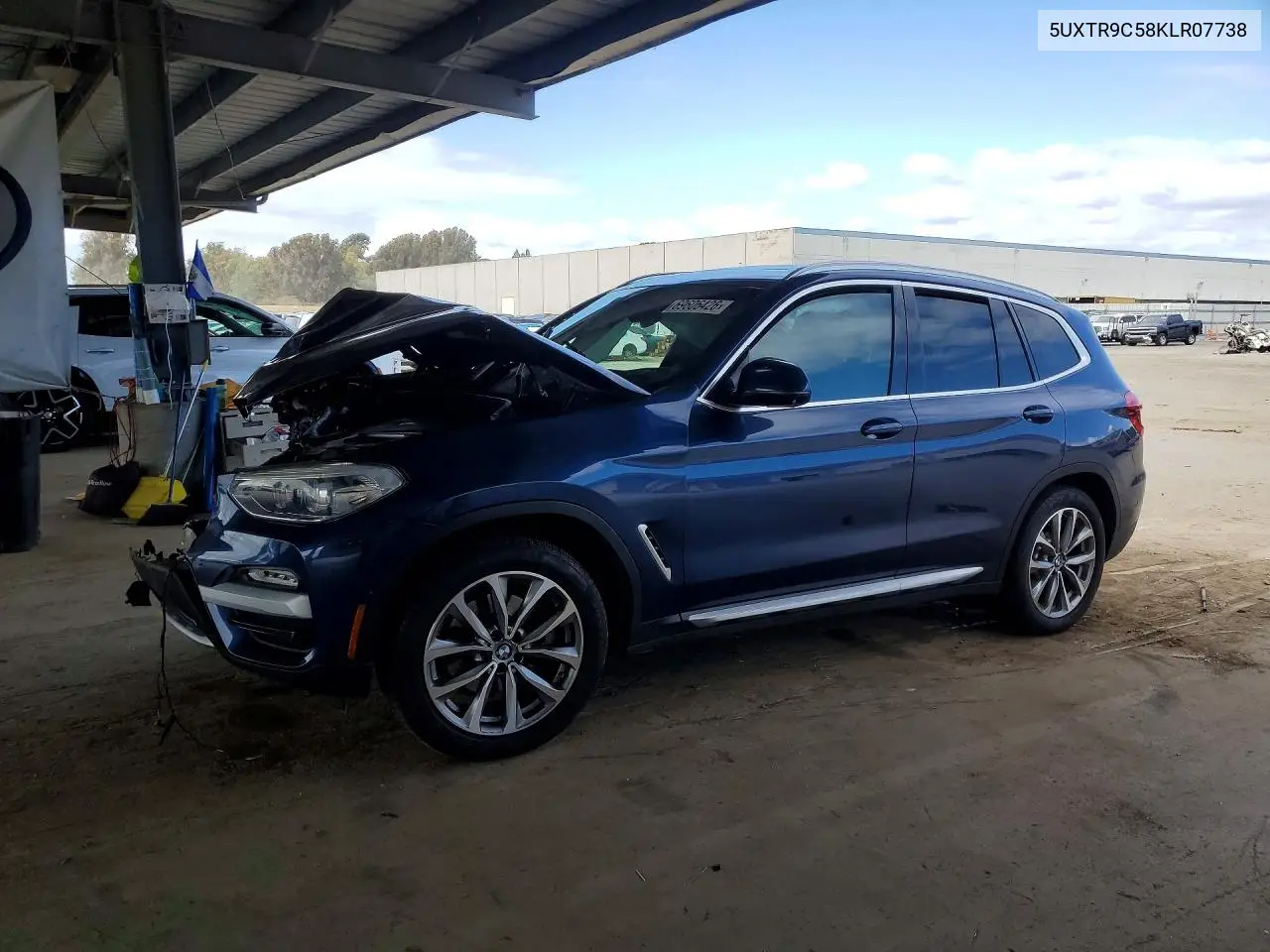 BMW X3 2019, VIN 5UXTR9C58KLR07738