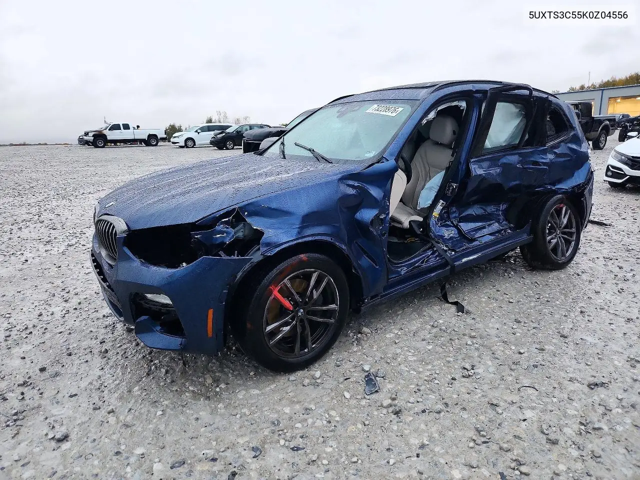 BMW X3 2019, VIN 5UXTS3C55K0Z04556