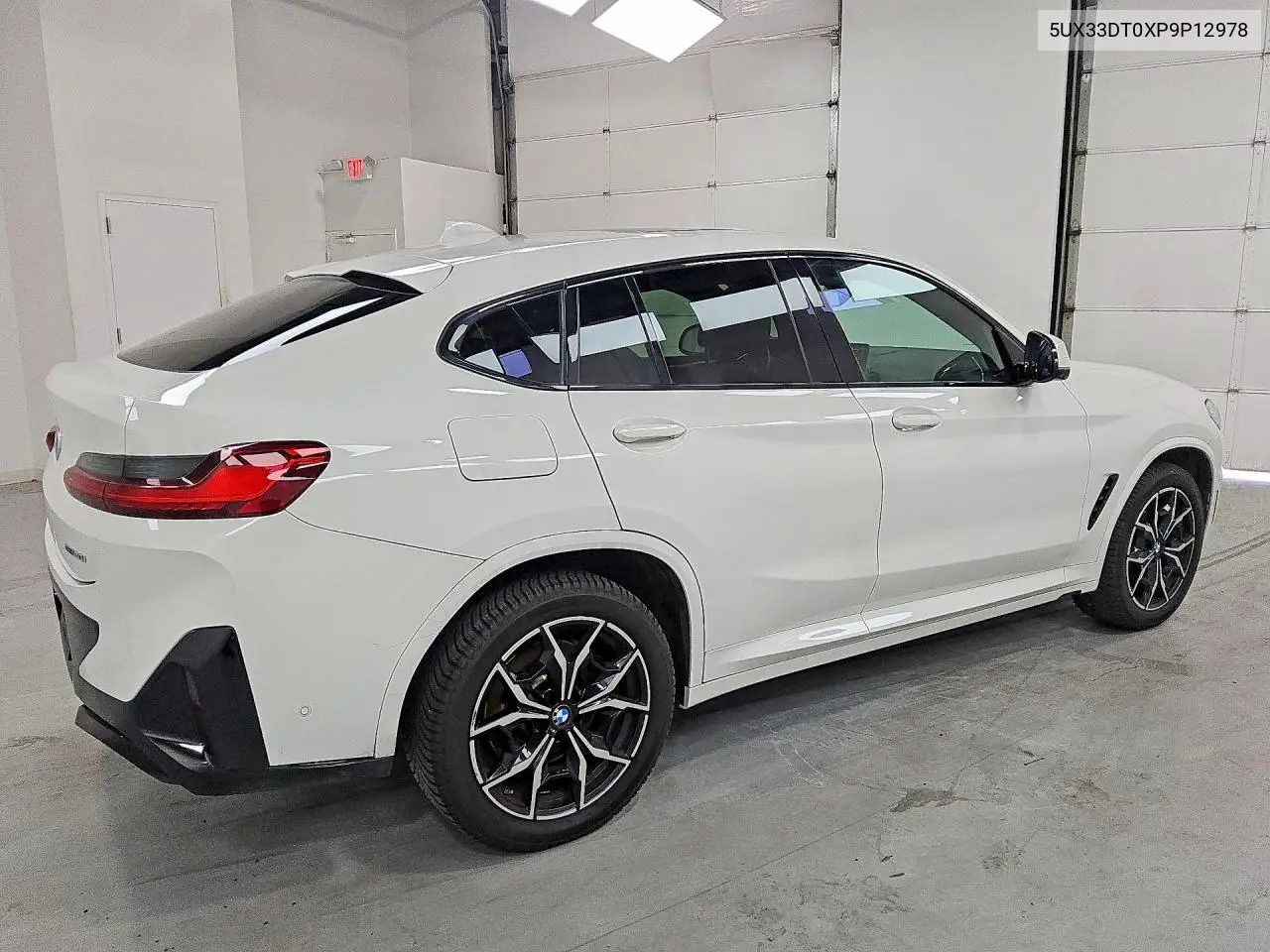 2023 BMW X4 VIN 5UX33DT0XP9P12978 — фото 3