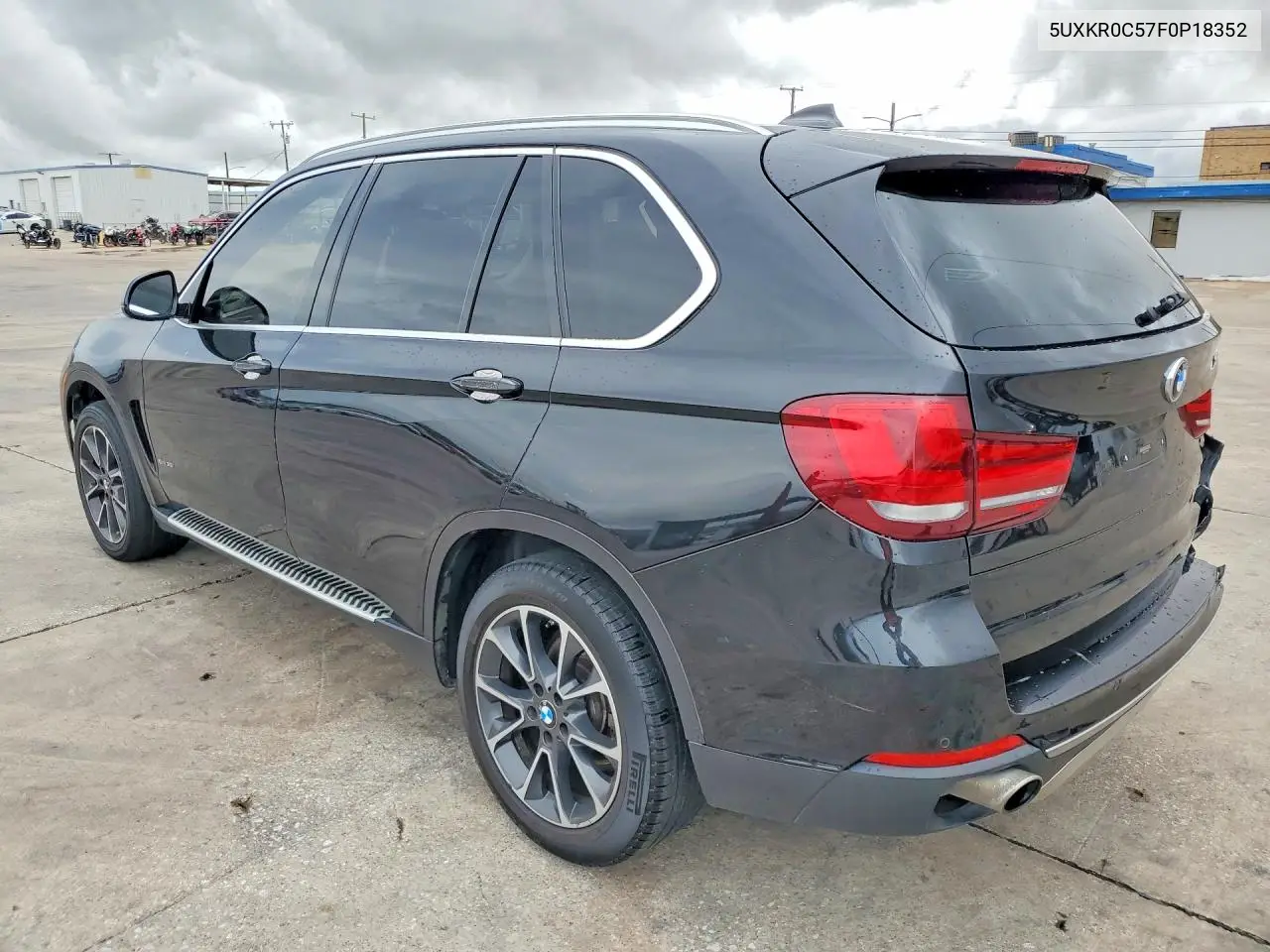 2015 BMW X5 VIN 5UXKR0C57F0P18352 — фото 2