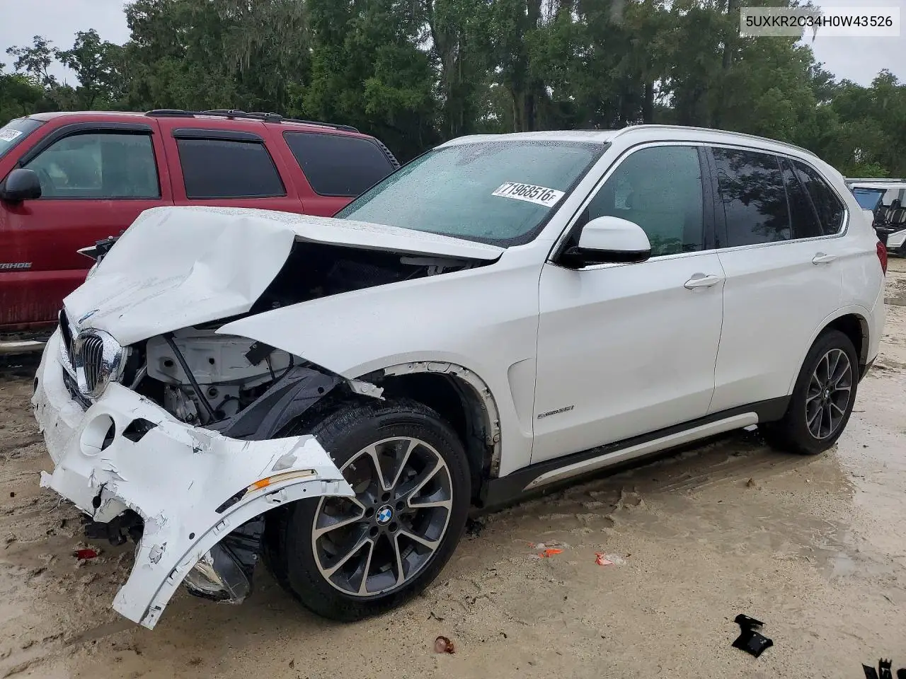 BMW X5 2017, VIN 5UXKR2C34H0W43526