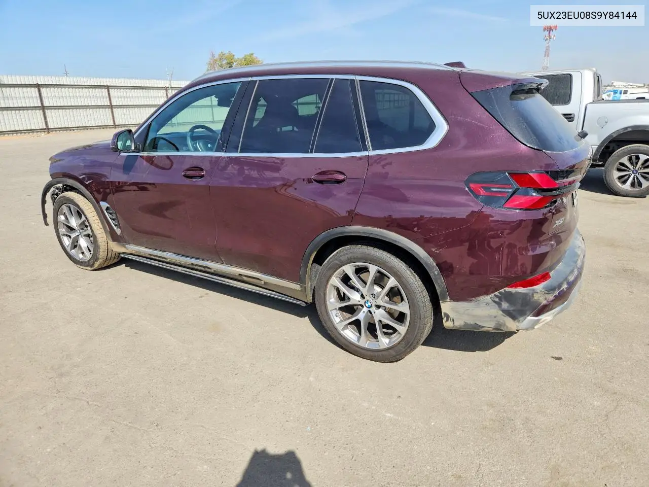 2025 BMW X5 VIN 5UX23EU08S9Y84144 — фото 2