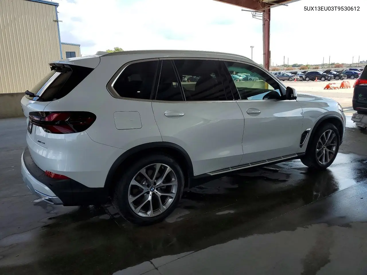 2026 BMW X5 VIN 5UX13EU03T9530612 — фото 3