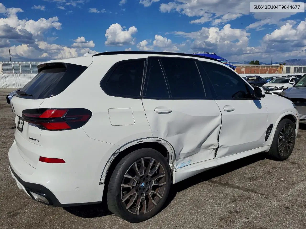 2026 BMW X5 VIN 5UX43EU04T9044677 — фото 3