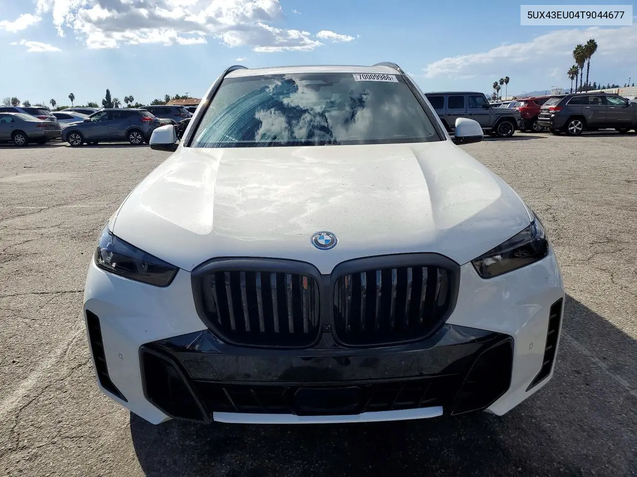 2026 BMW X5 VIN 5UX43EU04T9044677 — фото 5