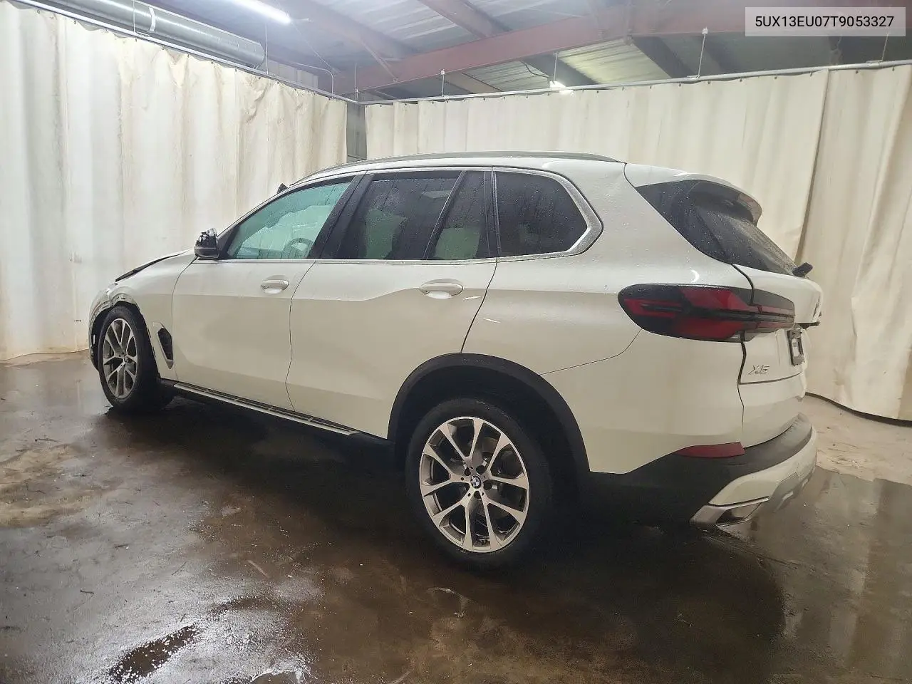 2026 BMW X5 VIN 5UX13EU07T9053327 — фото 2