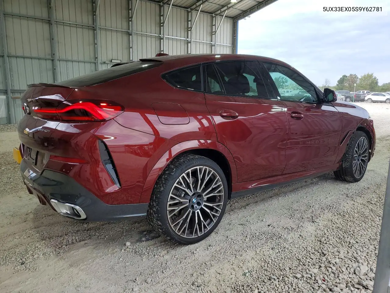 2025 BMW X6 VIN 5UX33EX05S9Y62781 — фото 3