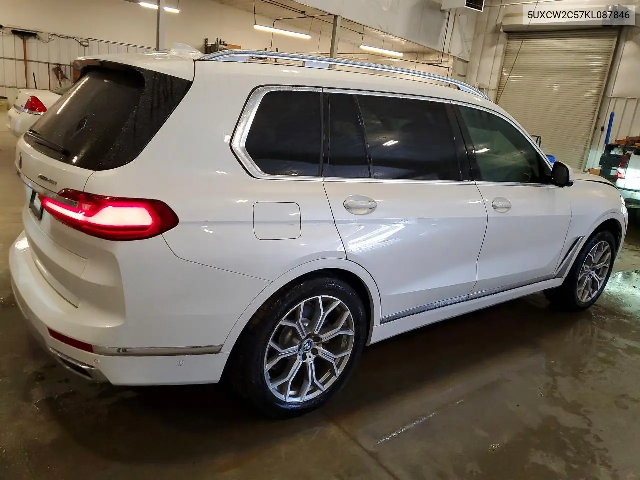 2019 BMW X7 VIN 5UXCW2C57KL087846 — фото 3