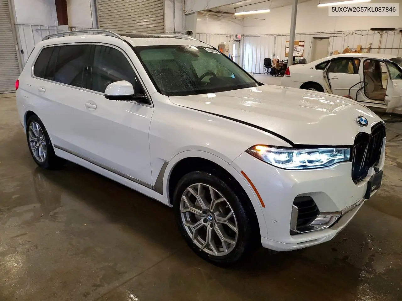 2019 BMW X7 VIN 5UXCW2C57KL087846 — фото 4