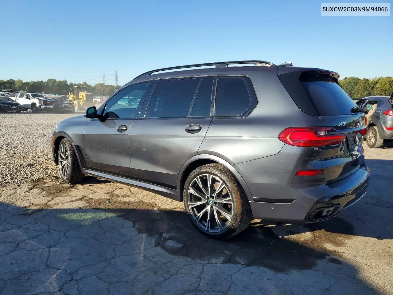 2022 BMW X7 VIN 5UXCW2C03N9M94066 — фото 2
