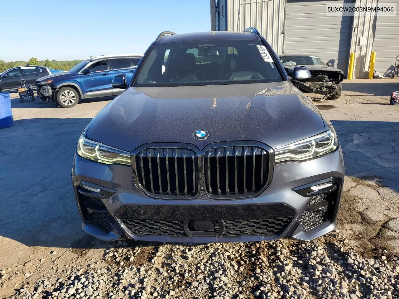 2022 BMW X7 VIN 5UXCW2C03N9M94066 — фото 5