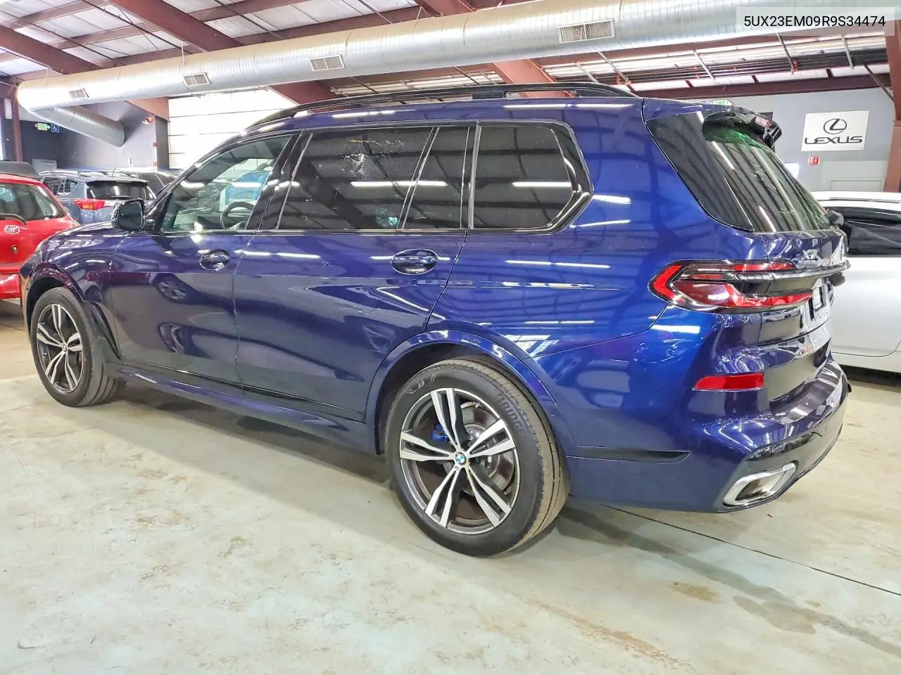 2024 BMW X7 VIN 5UX23EM09R9S34474 — фото 2