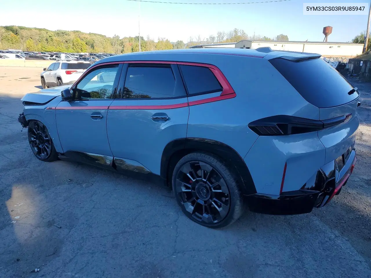 2024 BMW XM VIN 5YM33CS03R9U85947 — фото 2