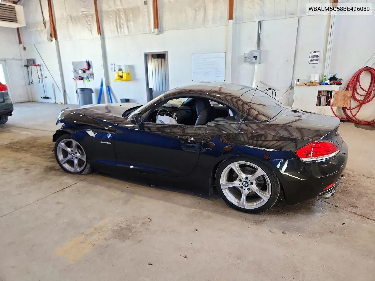 2011 BMW Z4 VIN WBALM5C58BE496089 — фото 2
