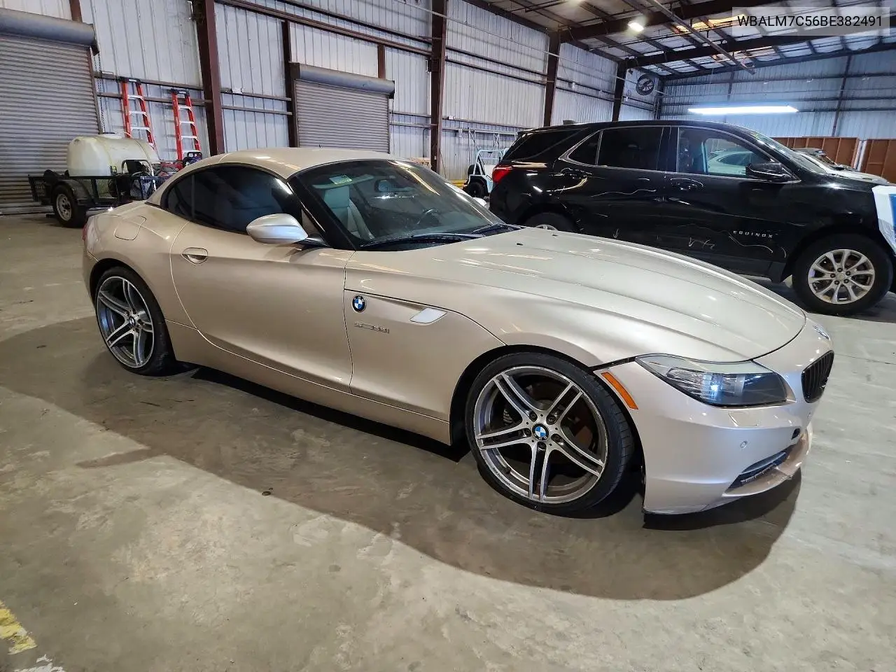 2011 BMW Z4 VIN WBALM7C56BE382491 — фото 4