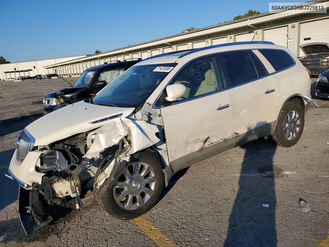BUICK ENCLAVE 2011, VIN 5GAKVCED5BJ225813