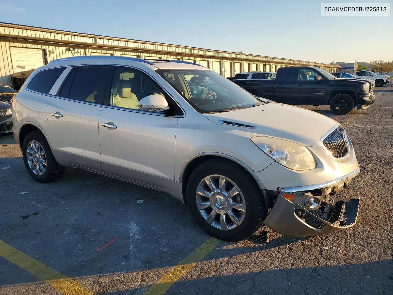 2011 BUICK ENCLAVE VIN 5GAKVCED5BJ225813 — фото 4