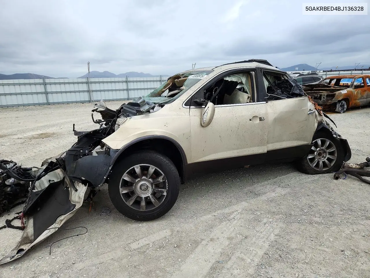 BUICK ENCLAVE 2011, VIN 5GAKRBED4BJ136328
