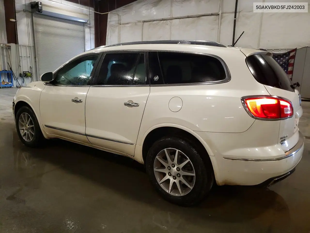 2015 BUICK ENCLAVE VIN 5GAKVBKD5FJ242003 — фото 2