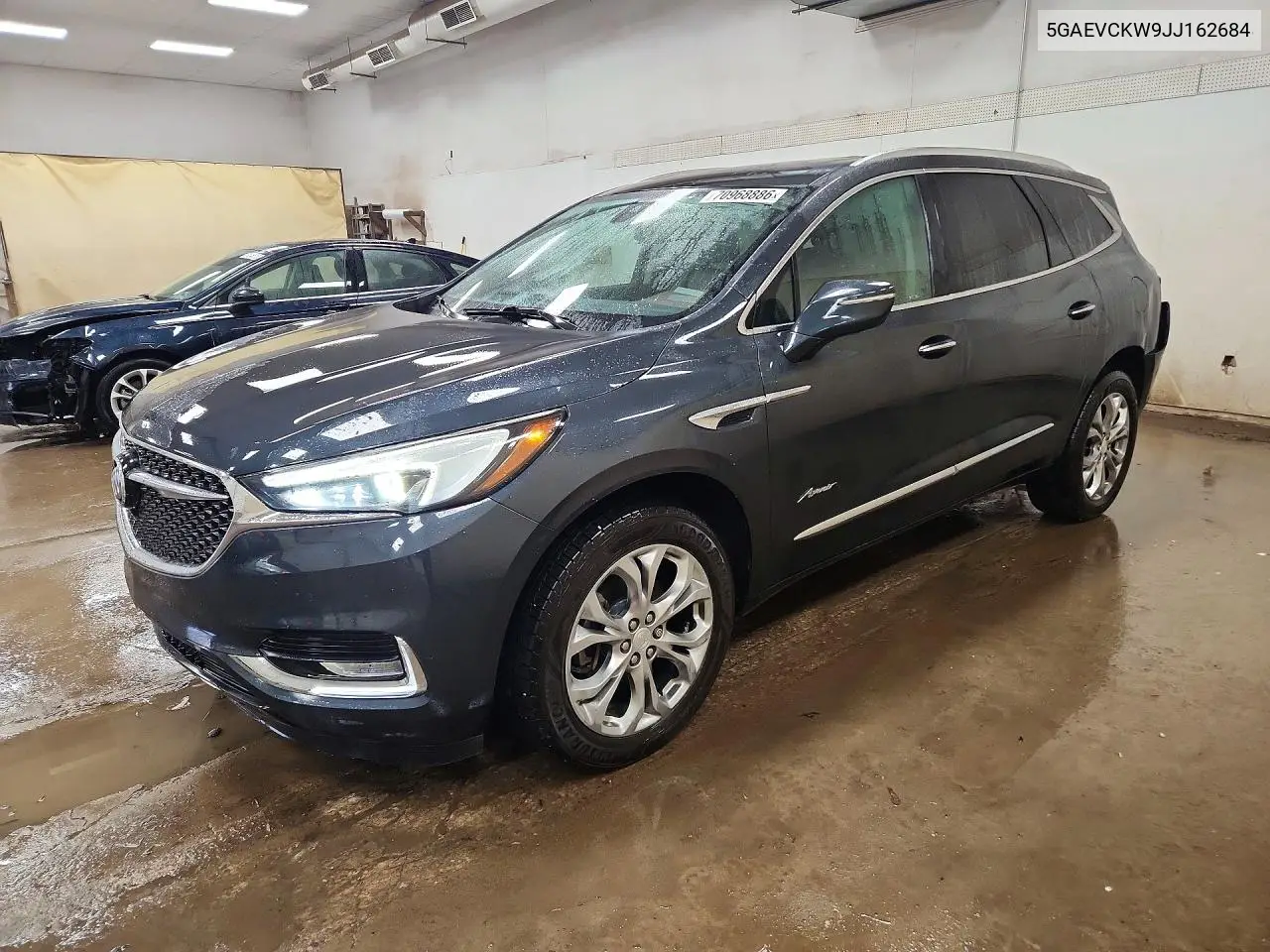 BUICK ENCLAVE 2018, VIN 5GAEVCKW9JJ162684