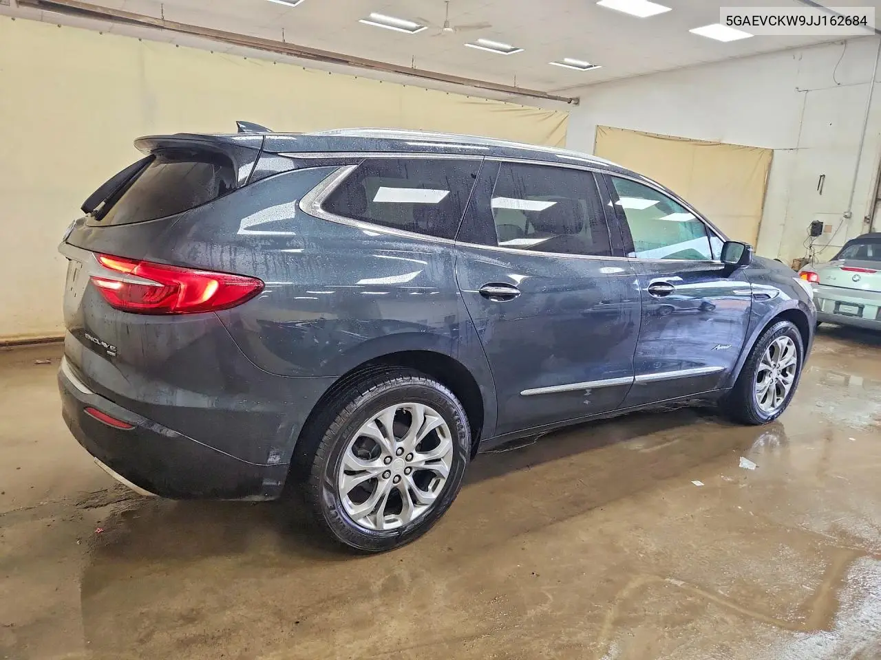 2018 BUICK ENCLAVE VIN 5GAEVCKW9JJ162684 — фото 3