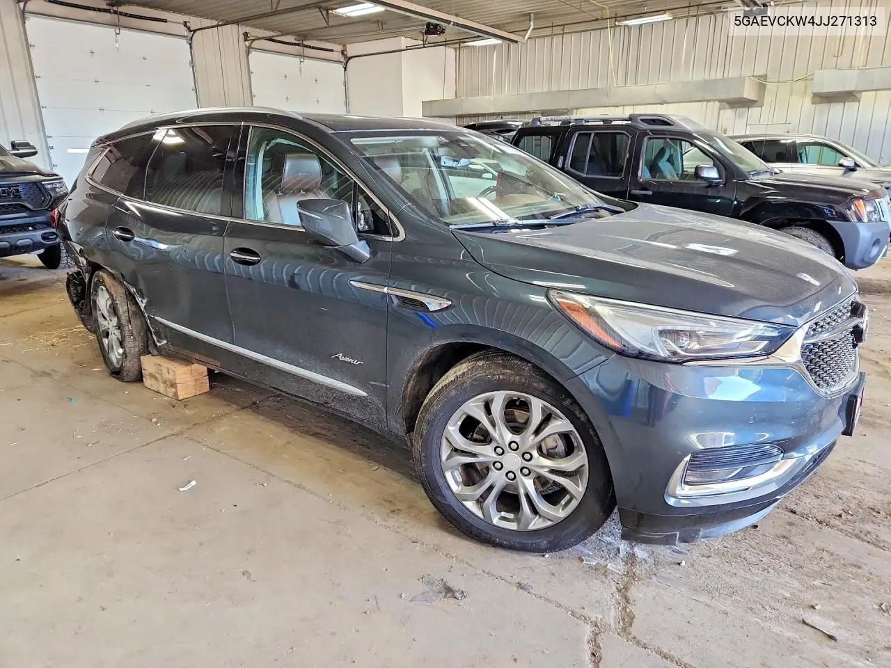 2018 BUICK ENCLAVE VIN 5GAEVCKW4JJ271313 — фото 4