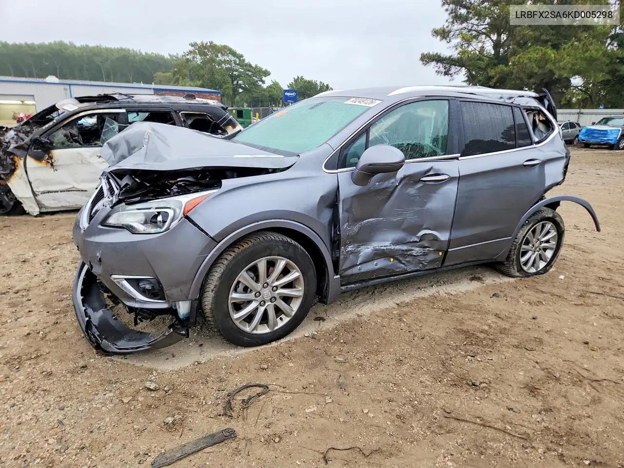 BUICK ENVISION 2019, VIN LRBFX2SA6KD005298