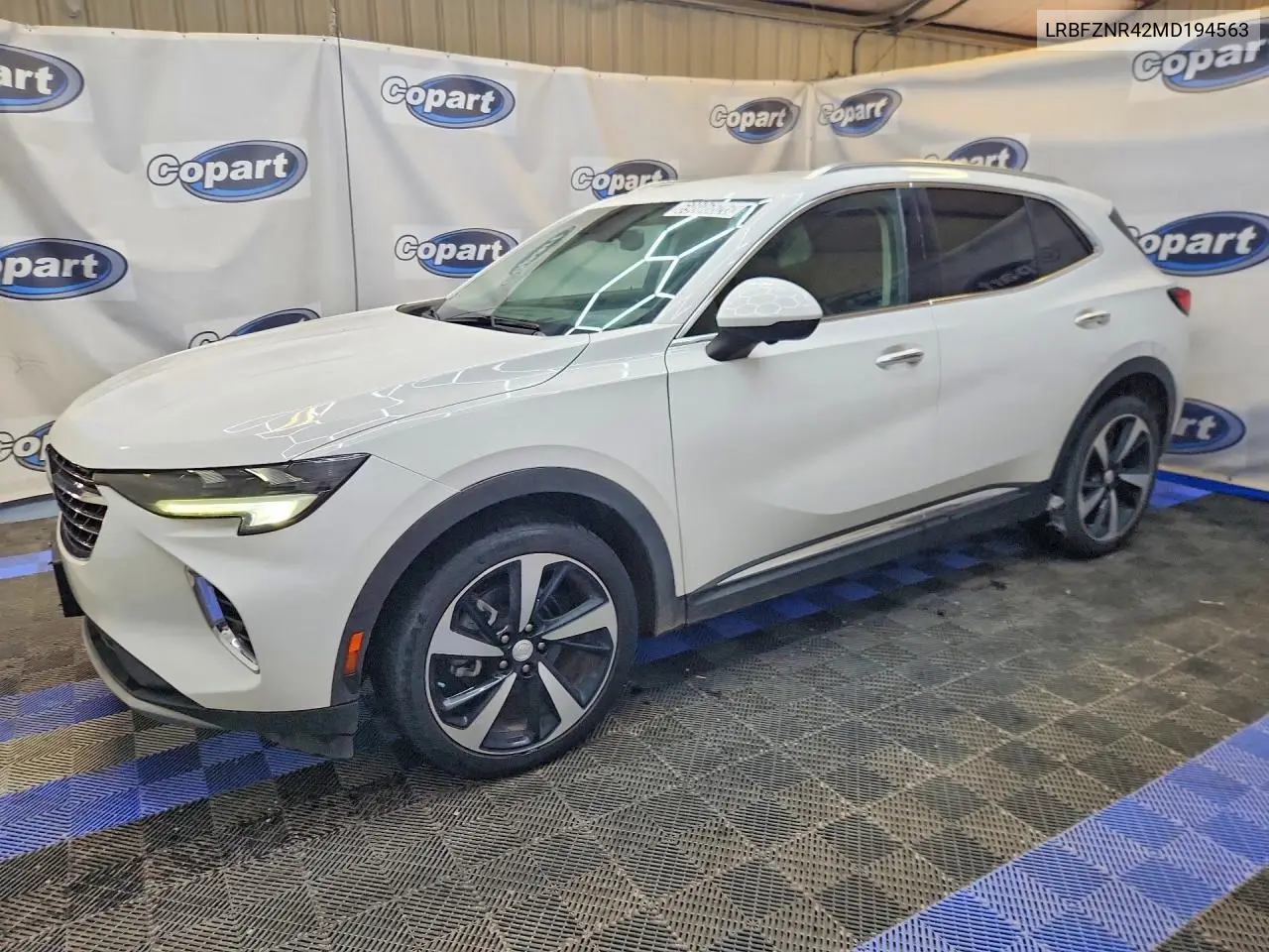 BUICK ENVISION 2021, VIN LRBFZNR42MD194563