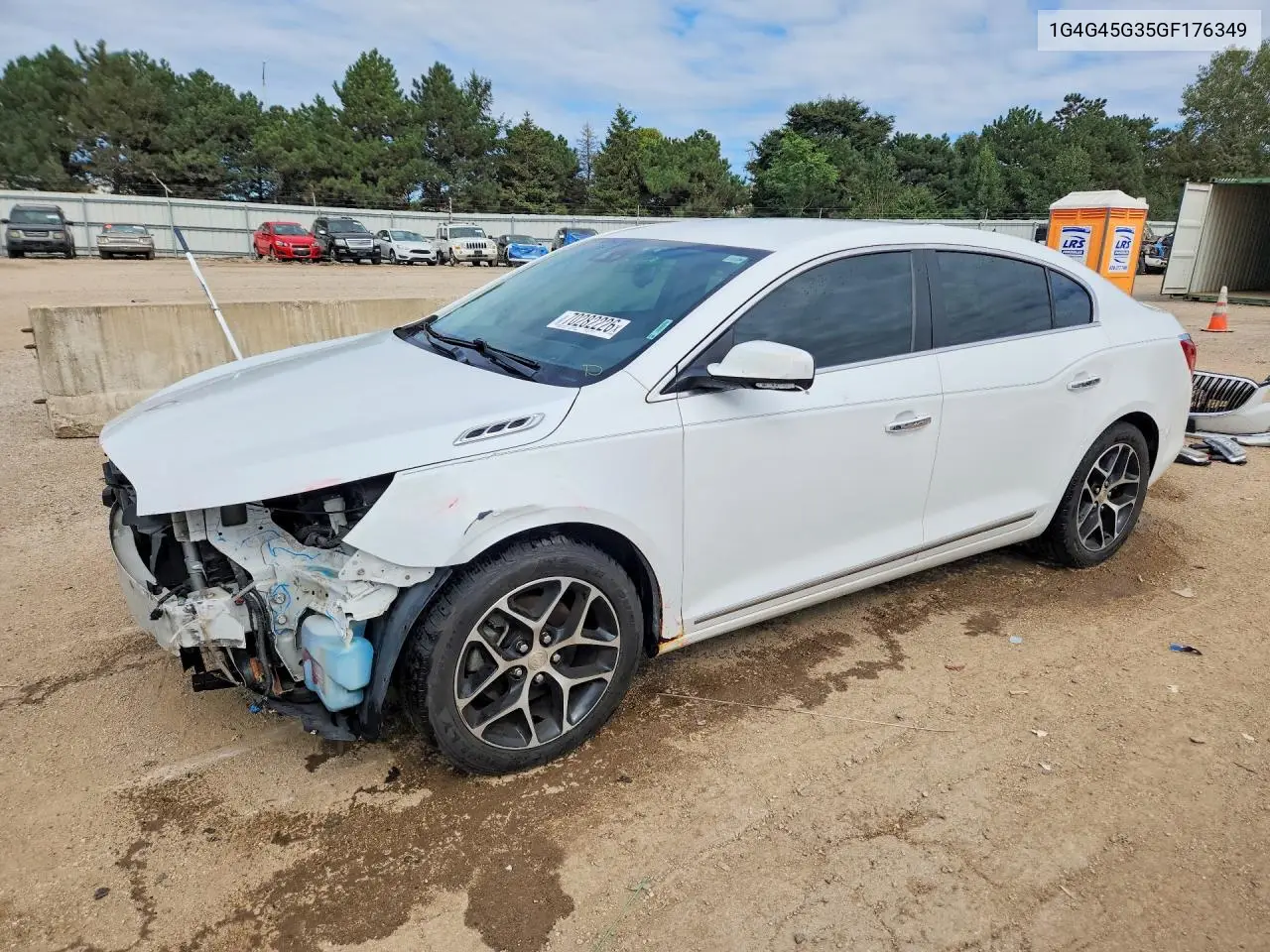 BUICK LACROSSE 2016, VIN 1G4G45G35GF176349
