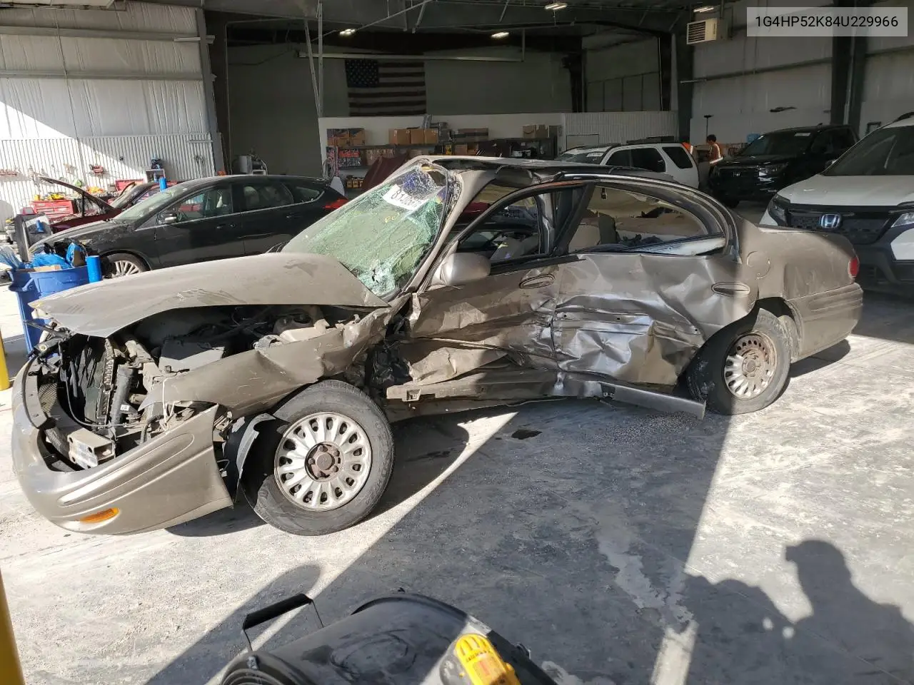 BUICK LESABRE 2004, VIN 1G4HP52K84U229966