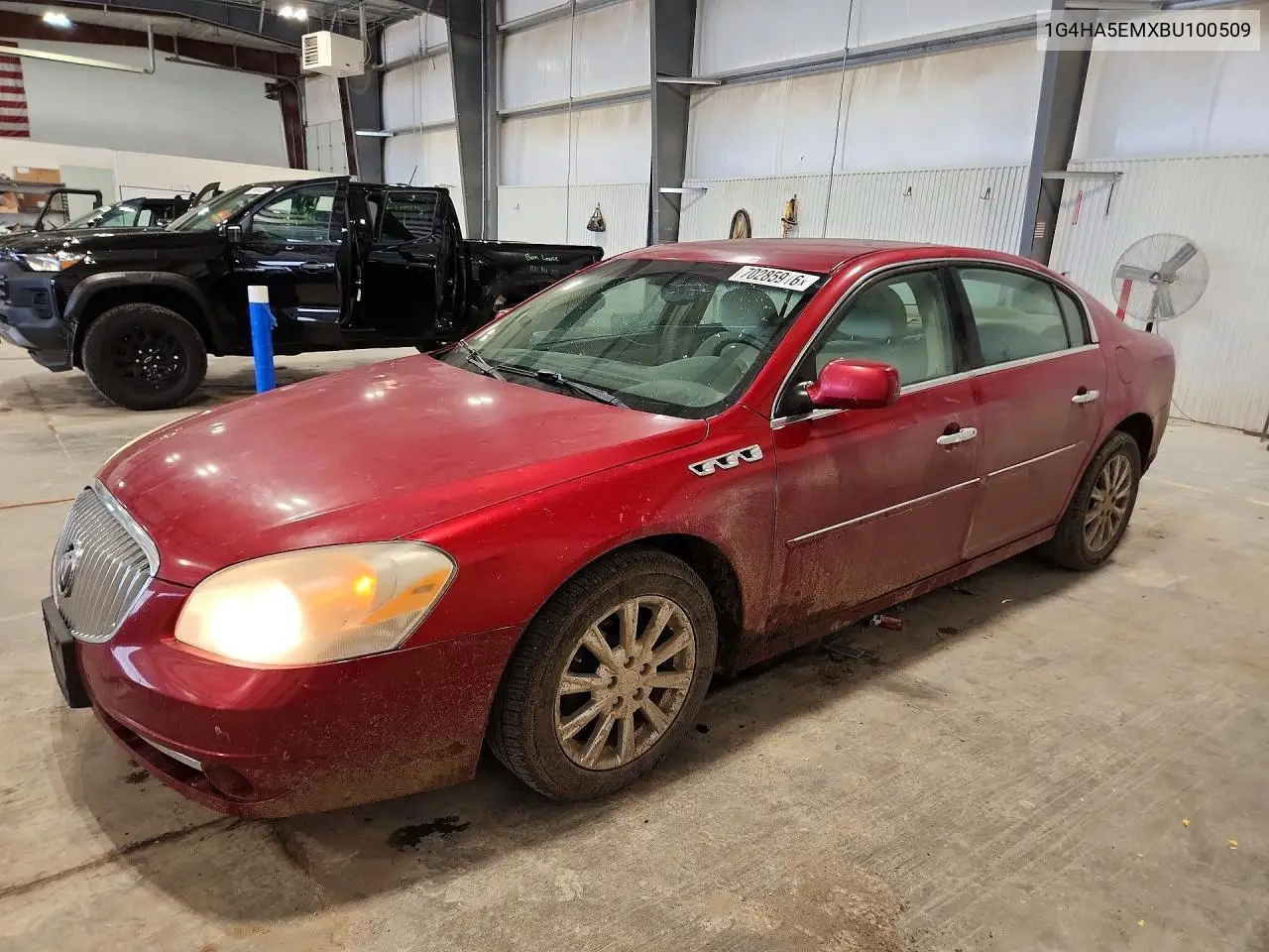 BUICK LUCERNE 2011, VIN 1G4HA5EMXBU100509