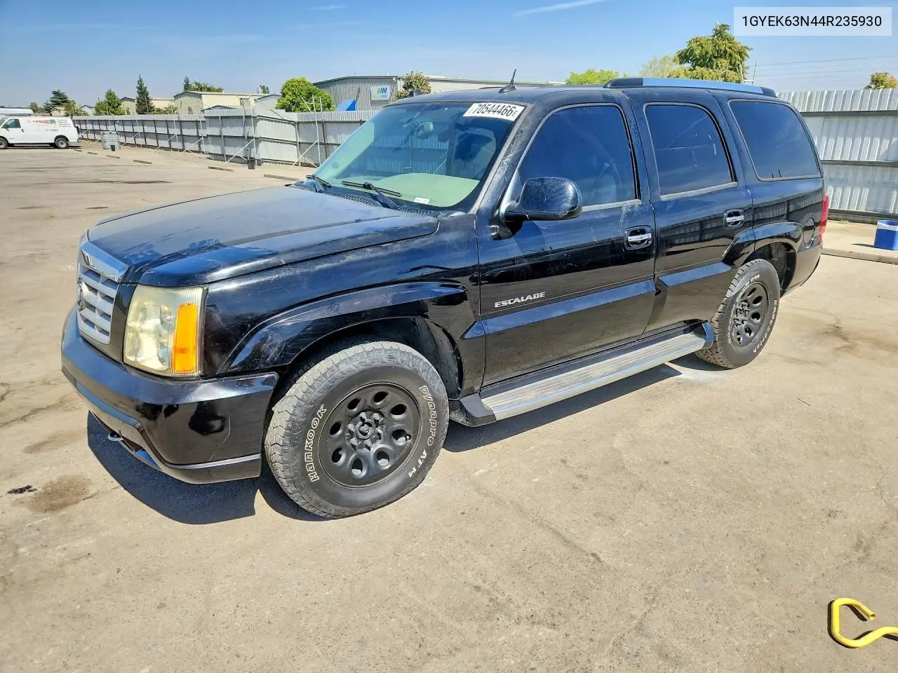 CADILLAC ESCALADE 2004, VIN 1GYEK63N44R235930