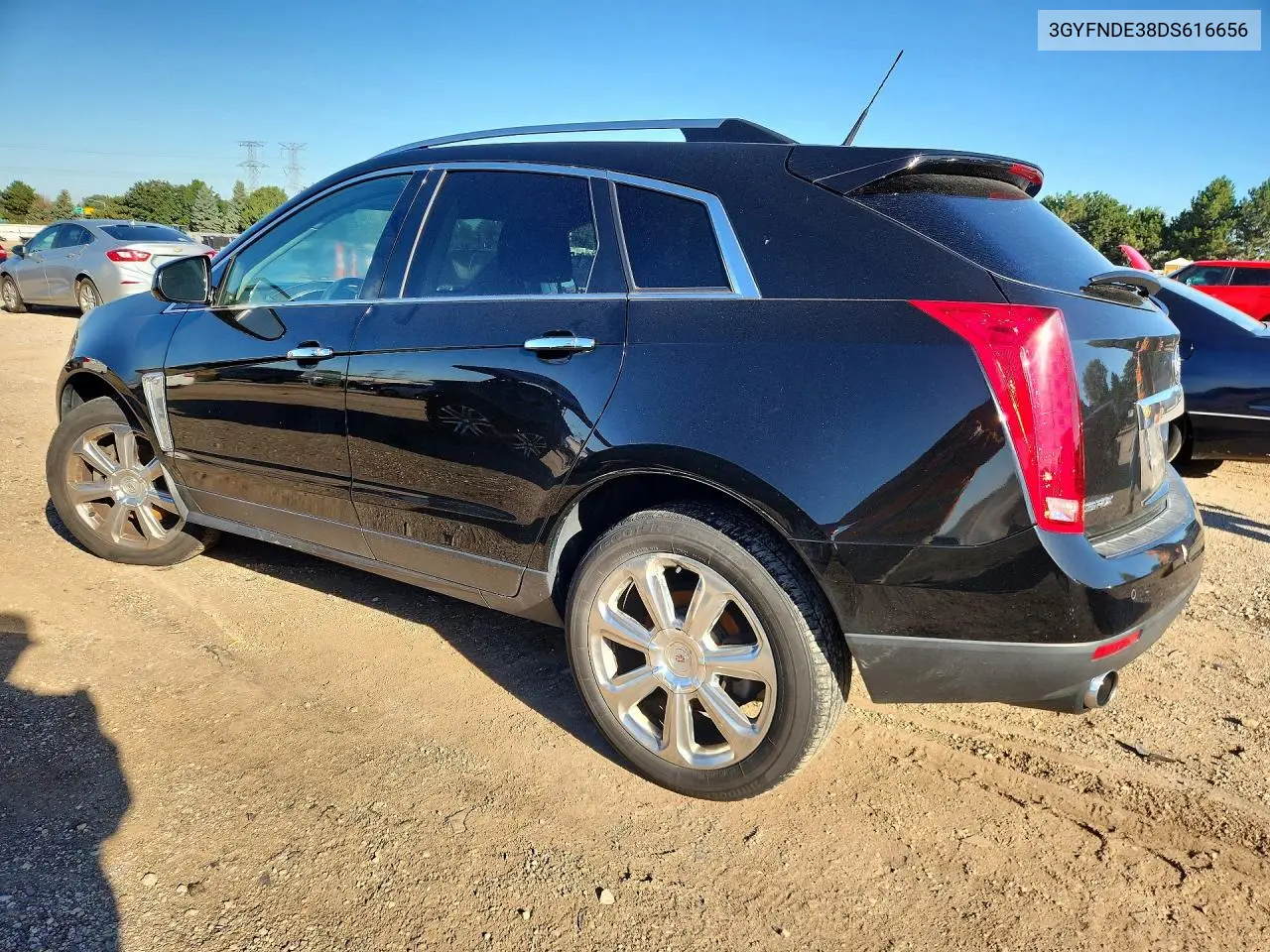 2013 CADILLAC SRX VIN 3GYFNDE38DS616656 — фото 2