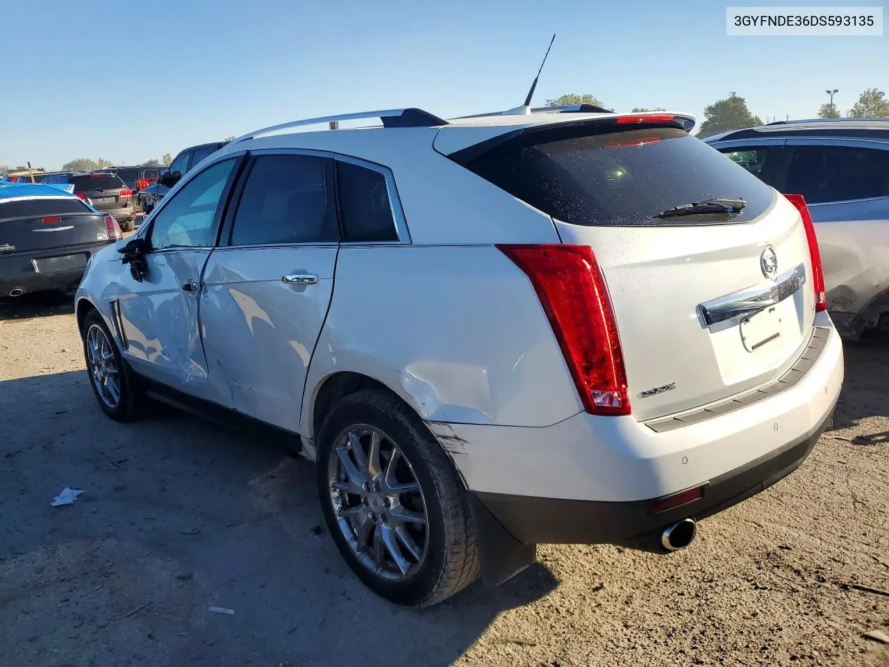 2013 CADILLAC SRX VIN 3GYFNDE36DS593135 — фото 2