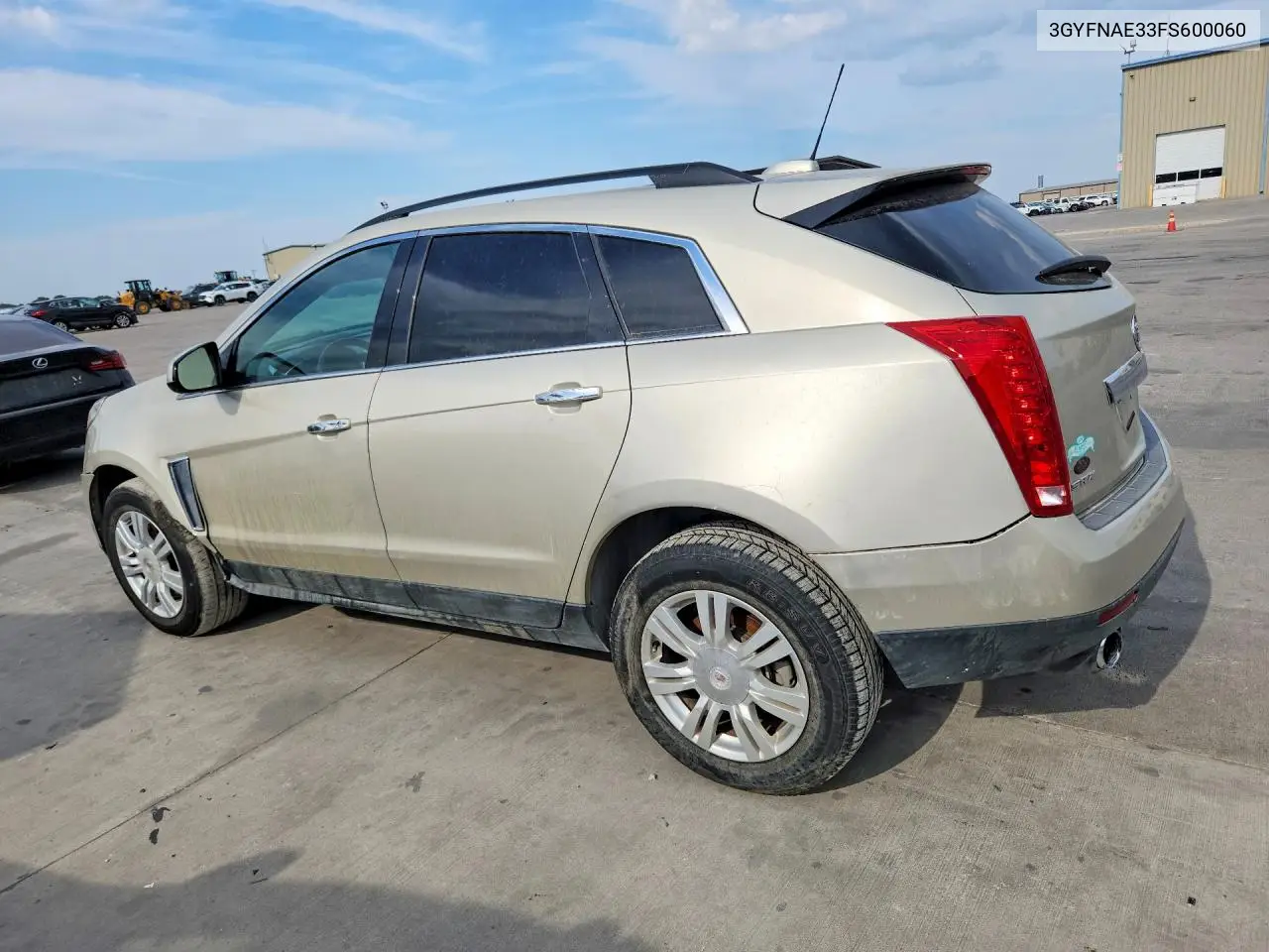 2015 CADILLAC SRX VIN 3GYFNAE33FS600060 — фото 2