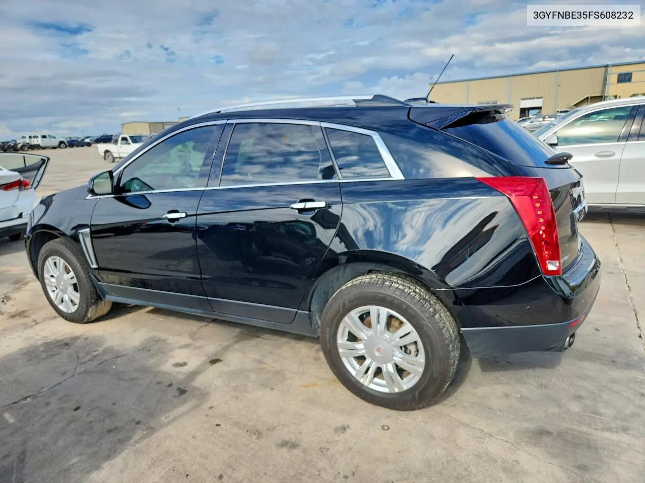 2015 CADILLAC SRX VIN 3GYFNBE35FS608232 — фото 2