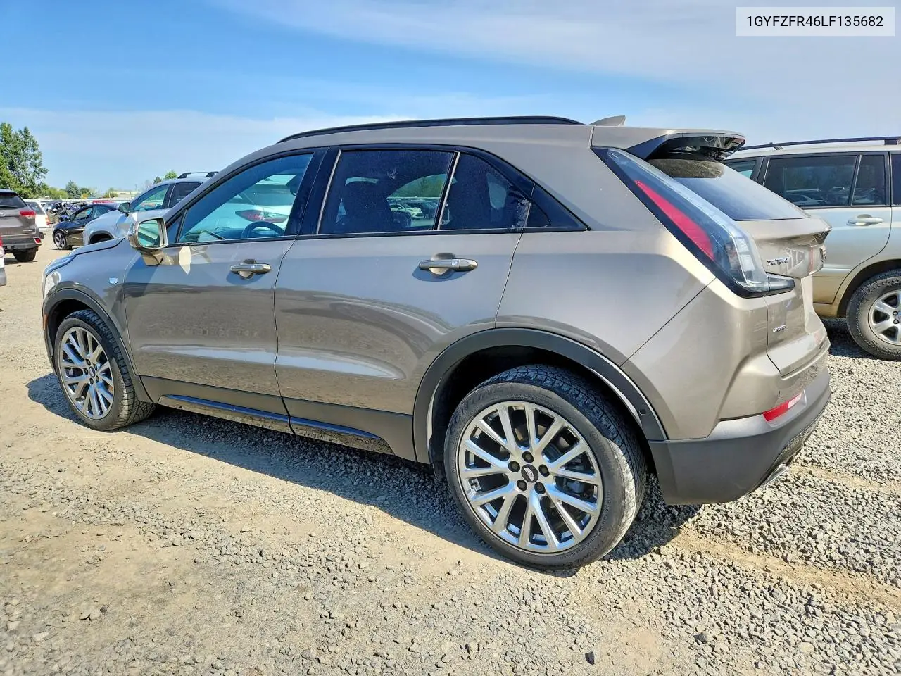 2020 CADILLAC XT4 VIN 1GYFZFR46LF135682 — фото 2