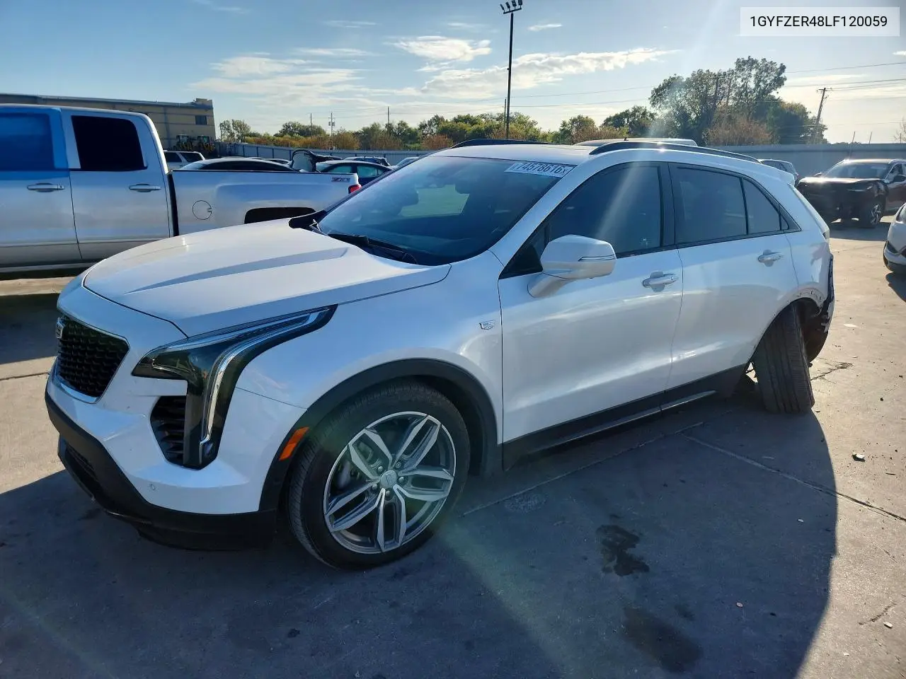 CADILLAC XT4 2020, VIN 1GYFZER48LF120059