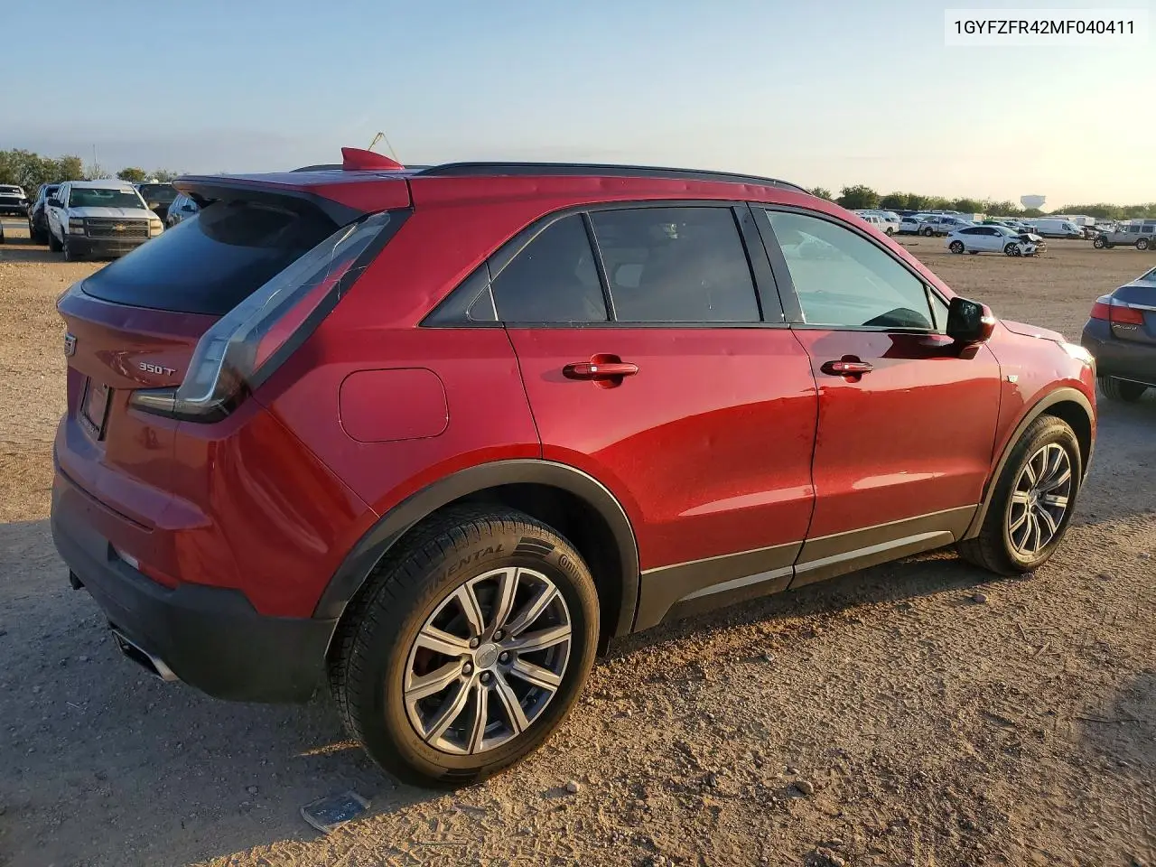 2021 CADILLAC XT4 VIN 1GYFZFR42MF040411 — фото 3