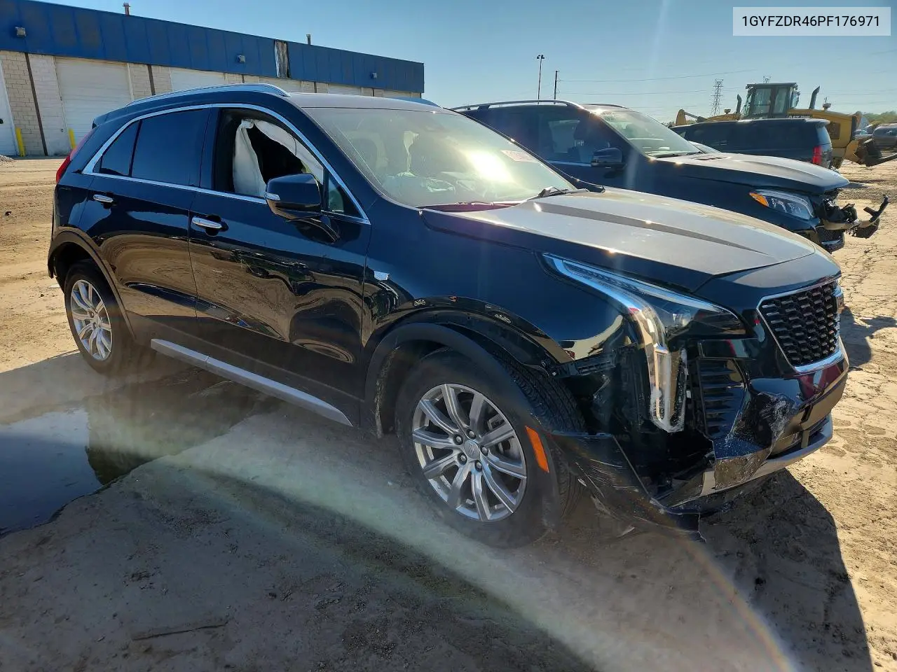 2023 CADILLAC XT4 VIN 1GYFZDR46PF176971 — фото 4